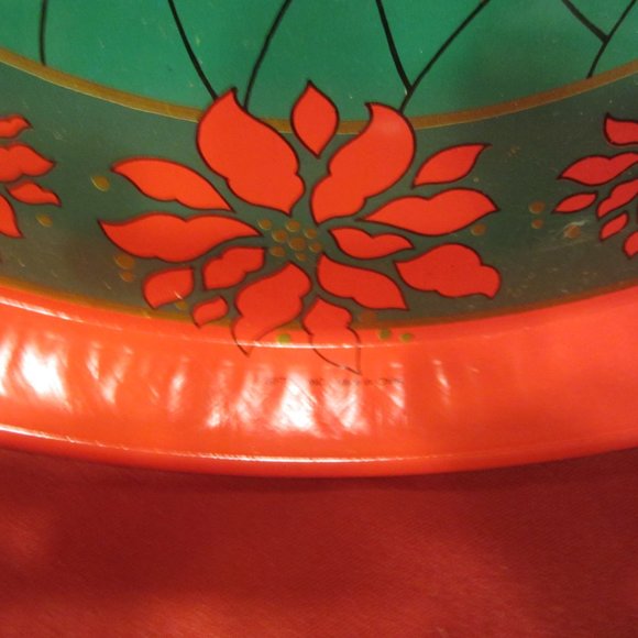 VTG SET OF 6 METAL HOLIDAY TRAYS, VERY FESTIVE & DECORATIVE - Picture 12 of 13